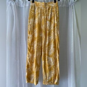 Tropical Linen Pants by Panama Jack, Medium